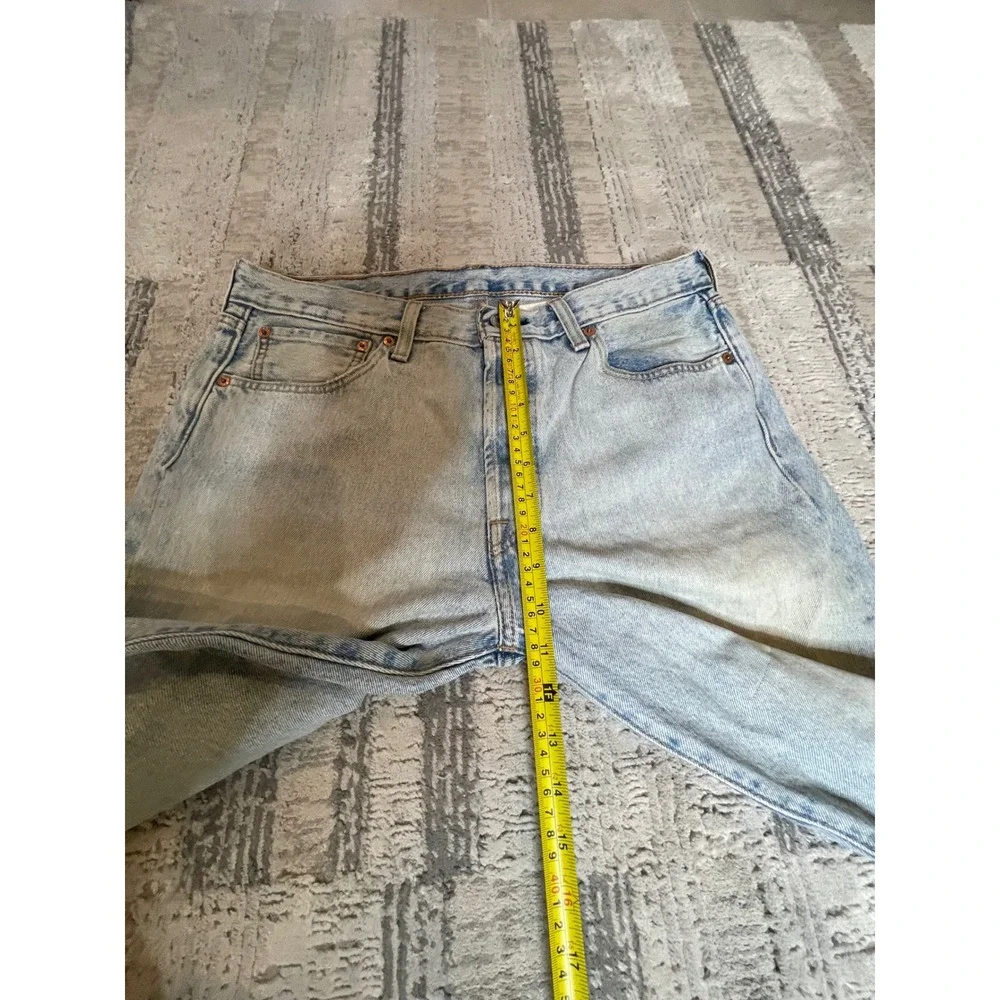 Levi's 501 Jeans‎ Mens W34 L32 Light Wash Distressed Patch Ripped Straight Denim